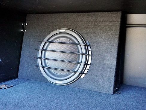 Used 2018 Jeep Wrangler Unlimited Sahara image 17