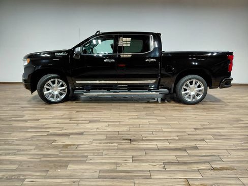Used 2023 Chevrolet Silverado 1500 High Country w/ High Country Premium Package AWD/4WD image 25