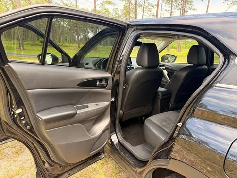 Used 2024 Mitsubishi Eclipse Cross AWD image 24