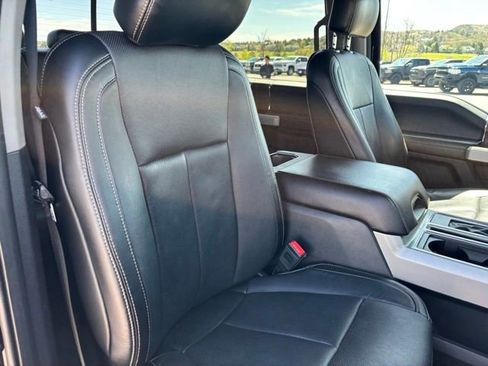 Used 2018 Ford F150 Lariat AWD/4WD image 24