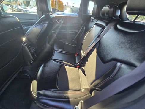 Used 2023 Jeep Compass Trailhawk image 20