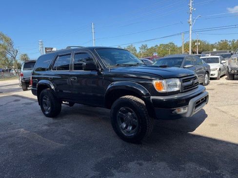 Used 2000 Toyota 4Runner SR5 image 3