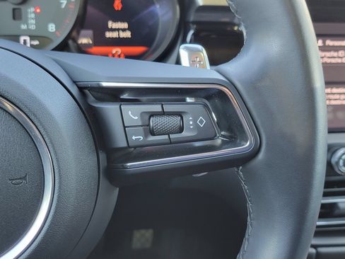 Certified 2024 Porsche Macan AWD/4WD image 14