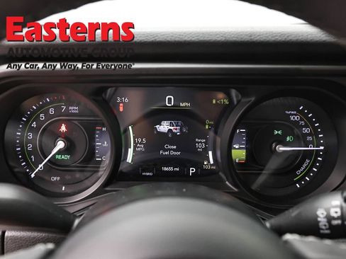 Used 2025 Jeep Wrangler Unlimited Sport S 4xe AWD/4WD image 18