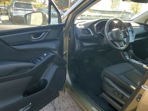 Certified 2023 Subaru Ascent Premium w/ Convenience Package image 11