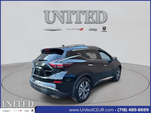 Used 2020 Nissan Murano SV image 3