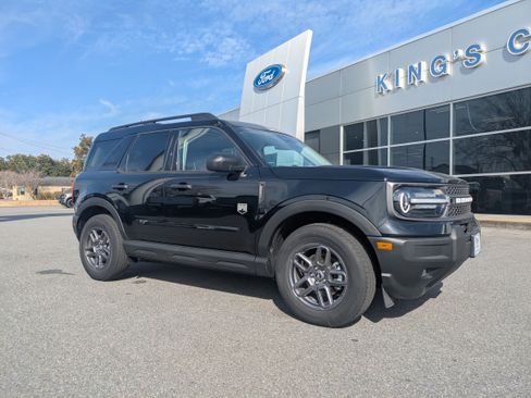 Used 2025 Ford Bronco Sport Big Bend w/ Convenience Package image 2
