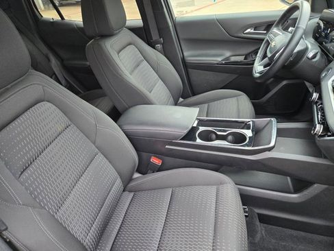 Used 2025 Chevrolet Equinox LT FWD image 21