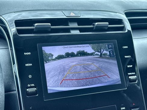 Used 2024 Hyundai Tucson SEL FWD image 19