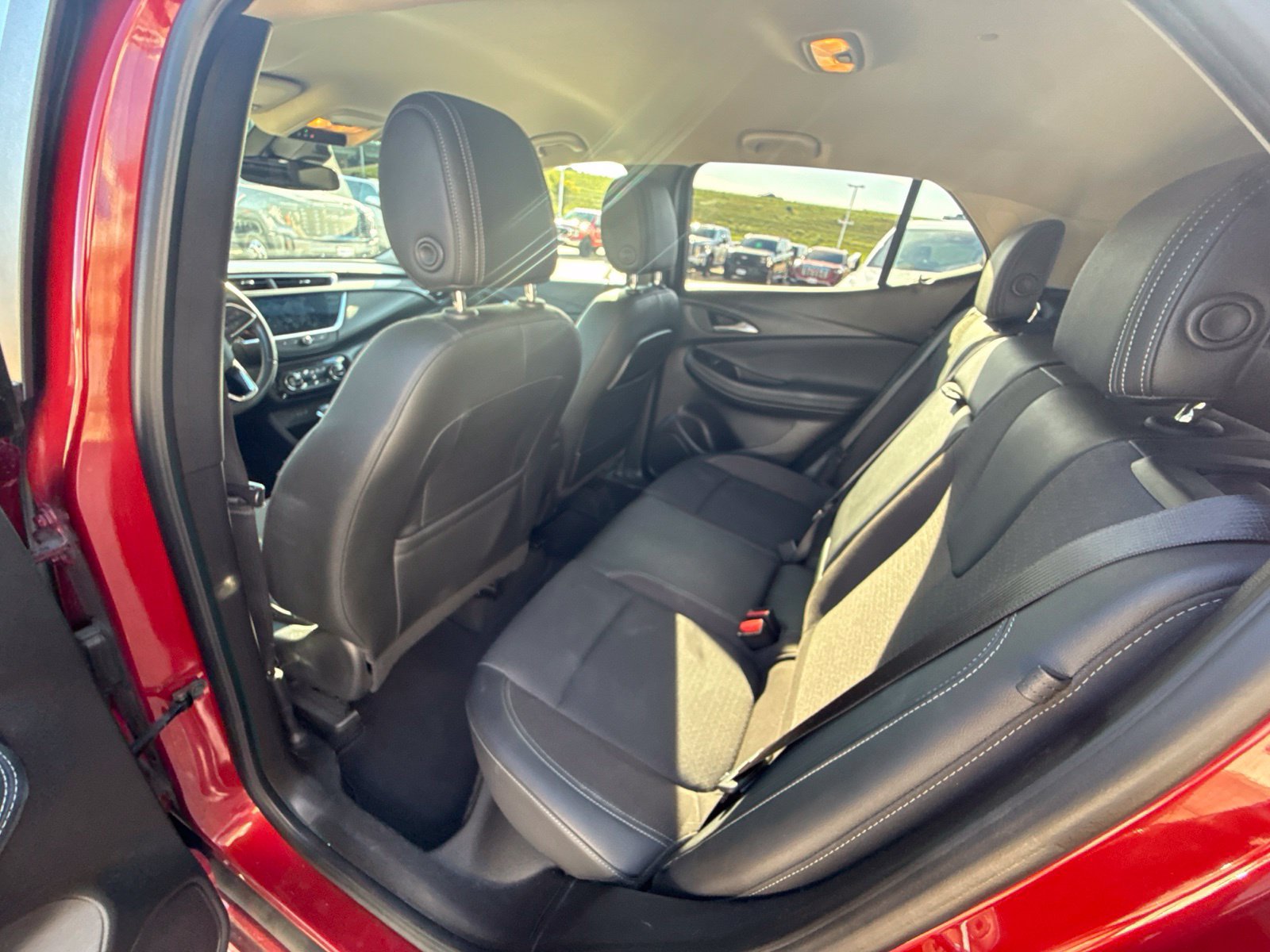 Used 2021 Buick Encore GX Select w/ Sport Touring Package FWD image 6