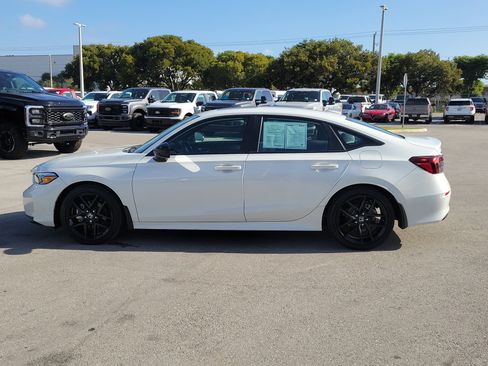 Used 2025 Honda Civic Sport image 8