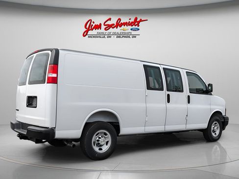 New 2026 Chevrolet Express 3500 Extended w/ Driver Convenience Package RWD image 6