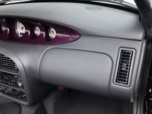 Used 1999 Plymouth Prowler RWD image 16