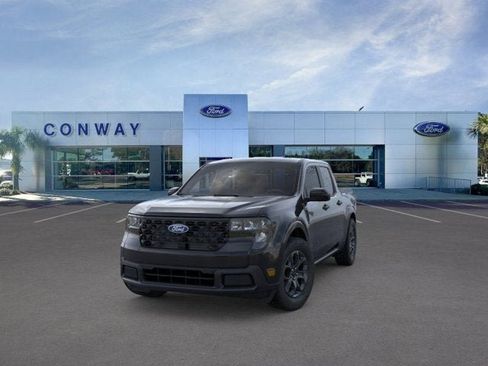 New 2026 Ford Maverick XLT w/ XLT Luxury Package FWD image 2