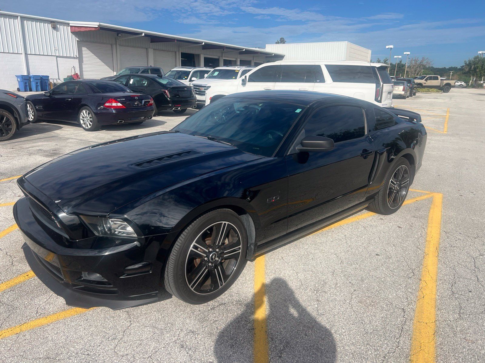 Used 2013 Ford Mustang GT Premium w/ Electronics Pkg RWD image 4
