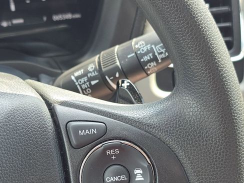 Used 2022 Honda HR-V EX image 29