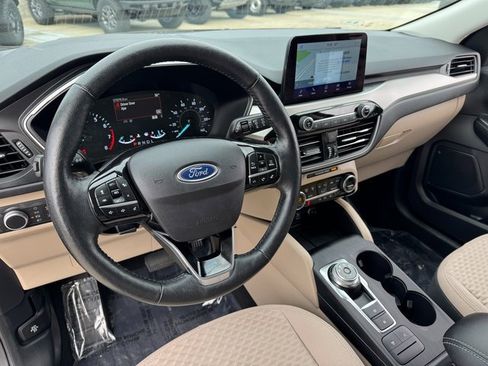 Certified 2021 Ford Escape SE w/ Convenience Package image 3