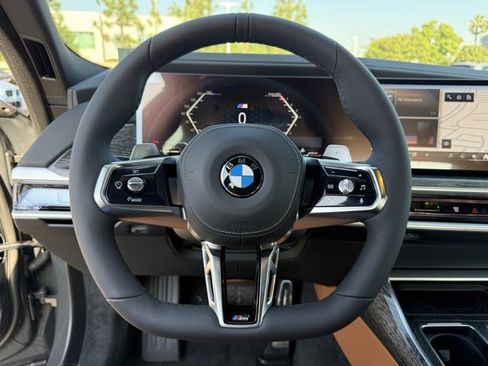 New 2026 BMW 740i w/ Premium Package image 19
