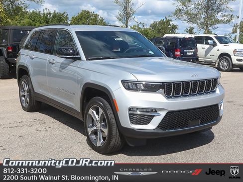 New 2025 Jeep Grand Cherokee Limited AWD/4WD image 1