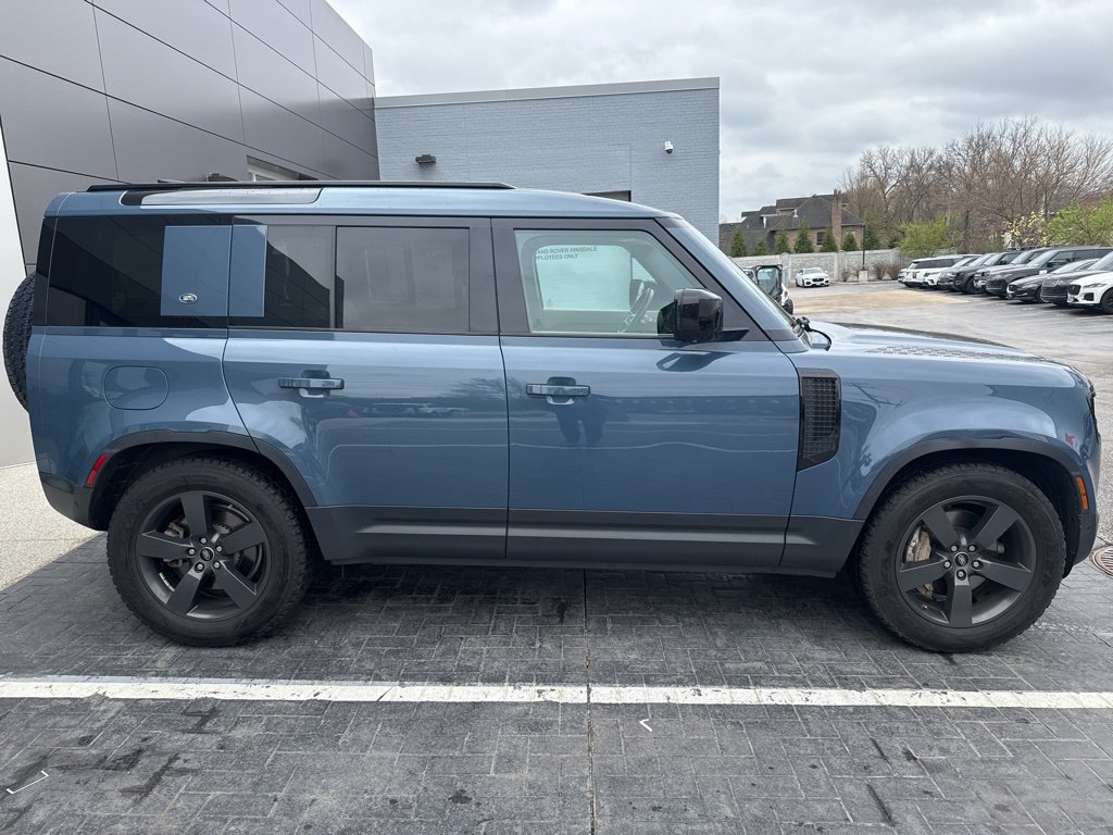 Used 2020 Land Rover Defender 110 HSE AWD/4WD image 5