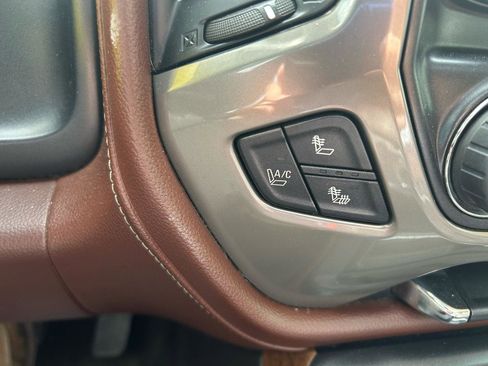 Used 2015 Chevrolet Silverado 1500 High Country AWD/4WD image 25
