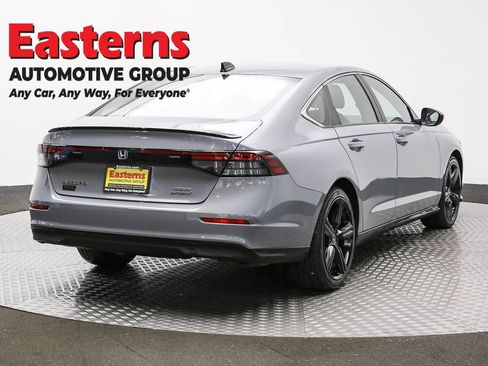 Used 2023 Honda Accord Sport image 5