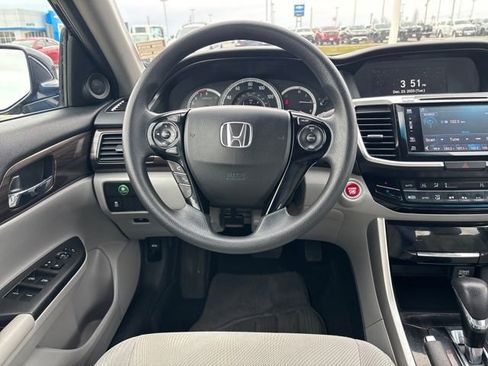 Used 2016 Honda Accord EX image 13