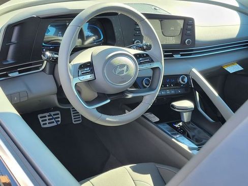 New 2026 Hyundai Elantra SEL Sport Premium image 3