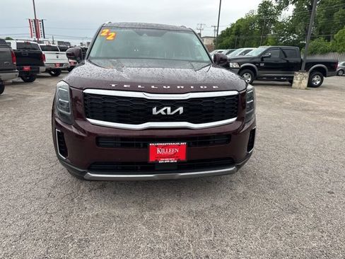 Used 2022 Kia Telluride EX w/ EX Premium Package FWD image 11