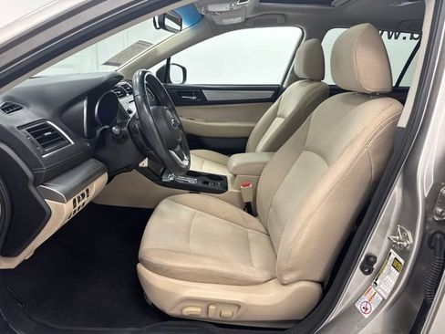Used 2018 Subaru Outback 2.5i Premium AWD/4WD image 22