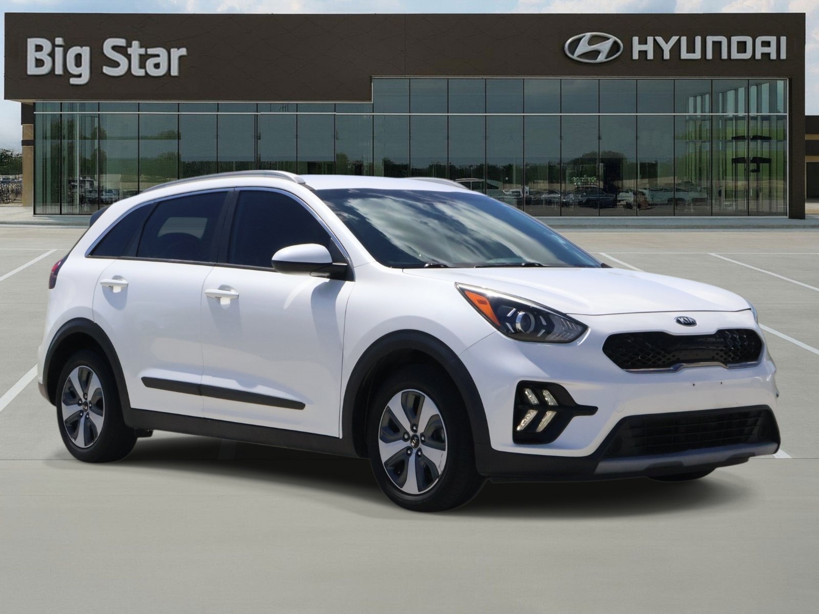 Used 2021 Kia Niro LX FWD image 6