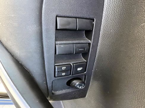 Used 2025 Toyota Corolla SE image 8