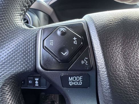 Used 2023 Toyota Tacoma TRD Sport AWD/4WD image 30