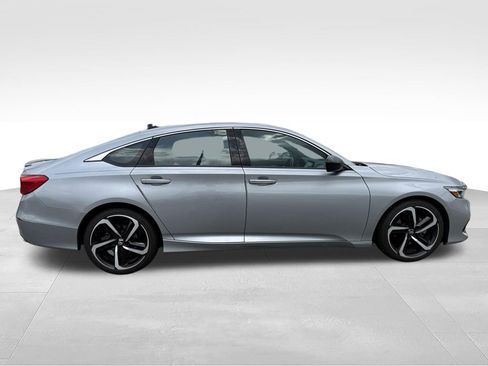 Used 2021 Honda Accord Sport image 8