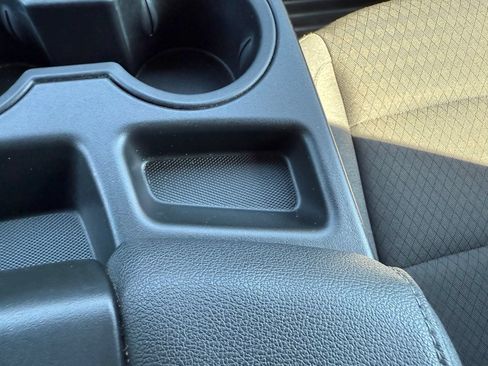 Certified 2025 Chevrolet Silverado 1500 LT AWD/4WD image 25