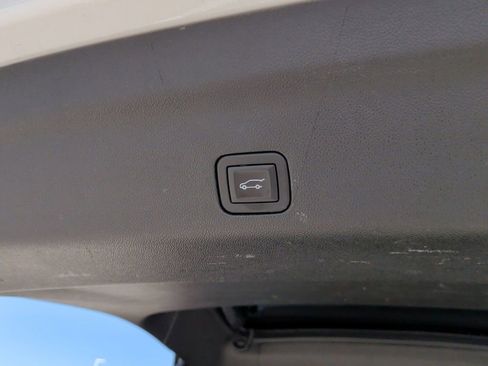 Used 2023 Chevrolet Tahoe High Country RWD image 44