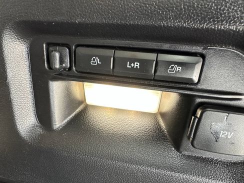 Used 2021 Ford Explorer Limited w/ Equipment Group 301A image 23