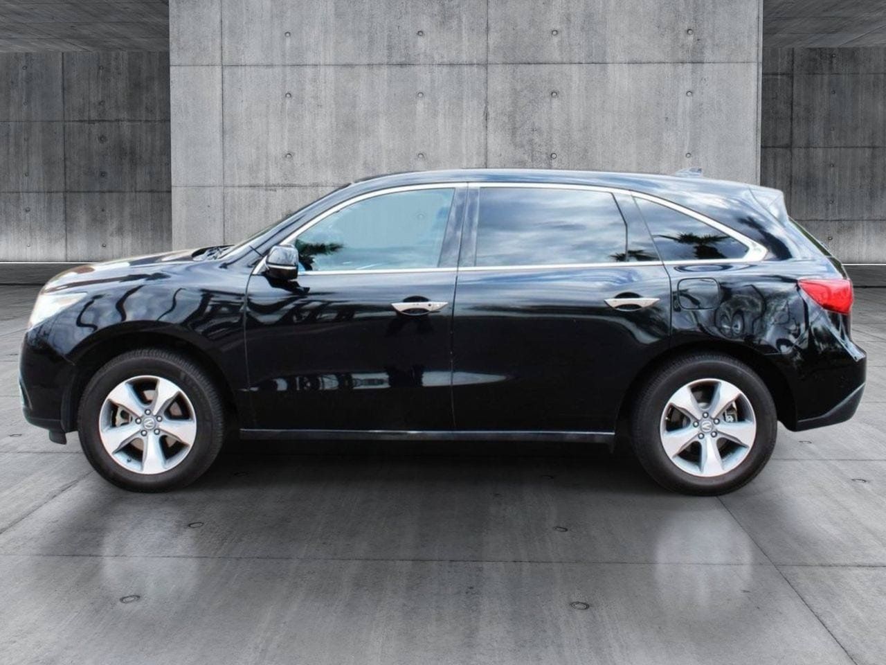 Used 2015 Acura MDX FWD image 2