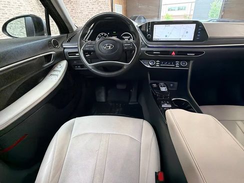 Used 2022 Hyundai Sonata Limited FWD image 15