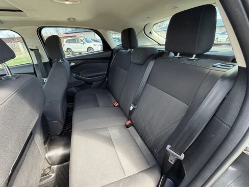 Used 2016 Ford Focus SE image 16