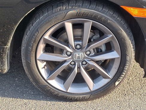 Used 2020 Honda Civic EX image 8