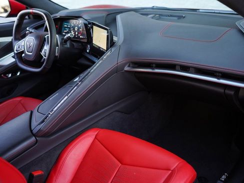 Used 2022 Chevrolet Corvette Stingray w/ Z51 Performance Package image 20