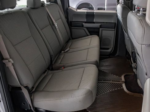 Used 2016 Ford F150 XLT RWD image 32