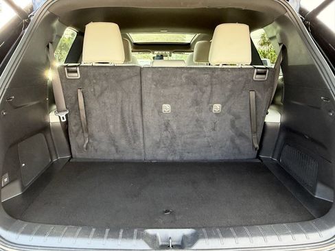 Used 2024 Toyota Grand Highlander AWD Hybrid image 17