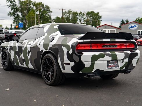 Used 2014 Dodge Challenger SRT8 Core w/ Satin Vapor Edition RWD image 12
