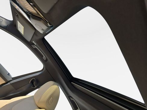 New 2026 BMW 330i 330i w/ M Sport Package image 20