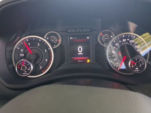 New 2026 RAM 2500 Big Horn AWD/4WD image 15