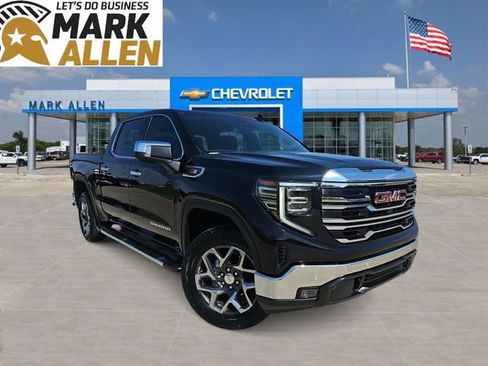 Used 2026 GMC Sierra 1500 SLT w/ SLT Premium Package AWD/4WD image 1