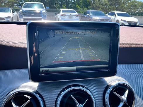 Used 2015 Mercedes-Benz GLA 250 4MATIC image 44