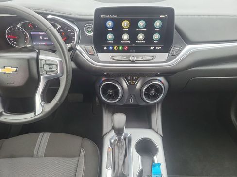 Used 2023 Chevrolet Blazer LT image 41